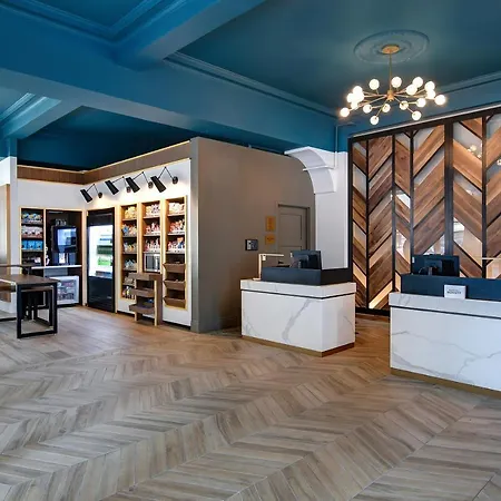 Courtyard By Marriott Cincinnati Downtown